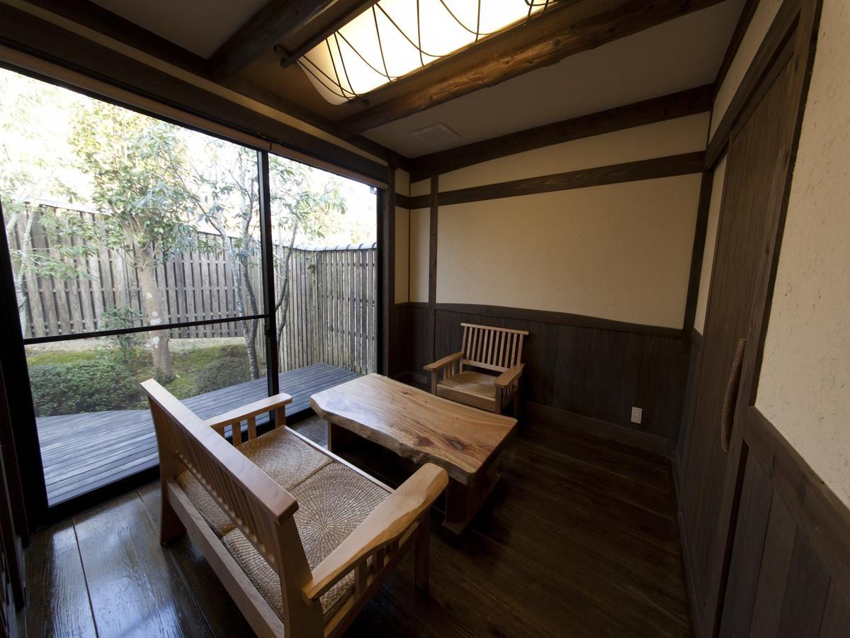 Gokuraku Onsen Takumi No Yado Takaharu Exterior foto