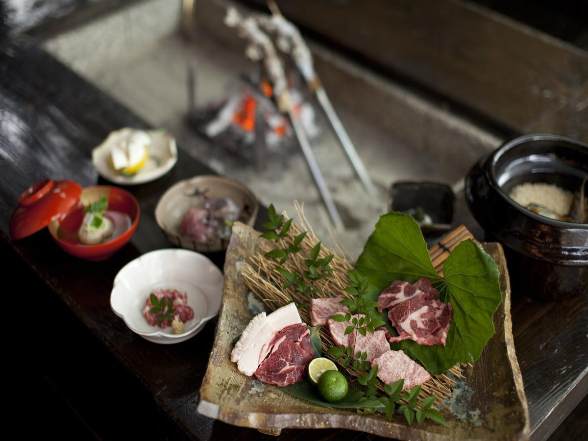 Gokuraku Onsen Takumi No Yado Takaharu Exterior foto