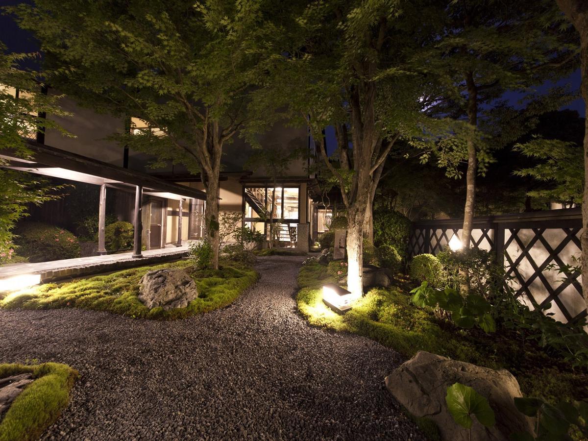 Gokuraku Onsen Takumi No Yado Takaharu Exterior foto